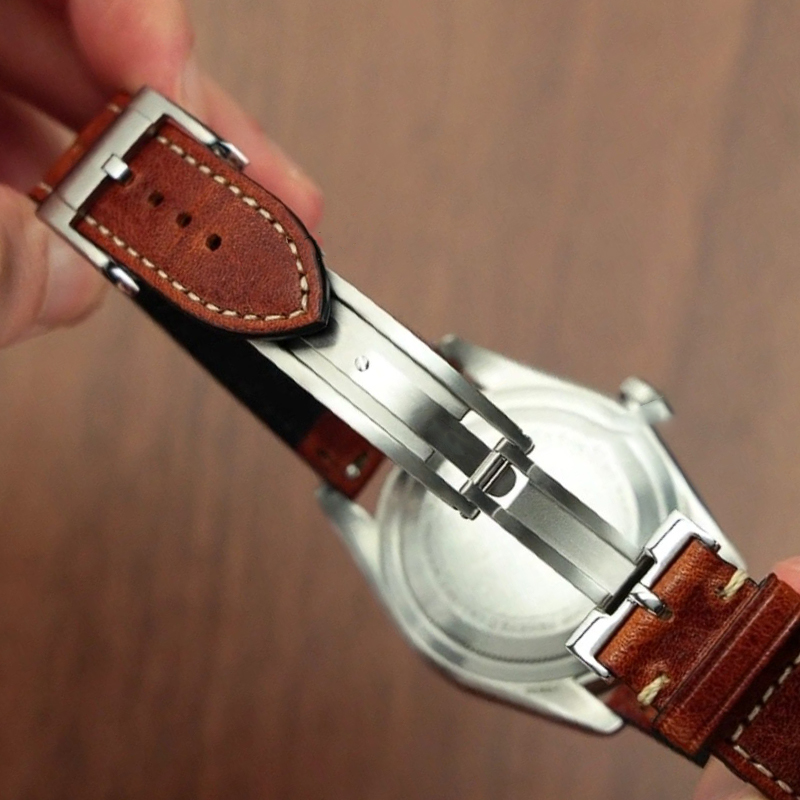 NUOVO Chiusura Deployante di L - Luxury Watch Strap recensione e prezzo